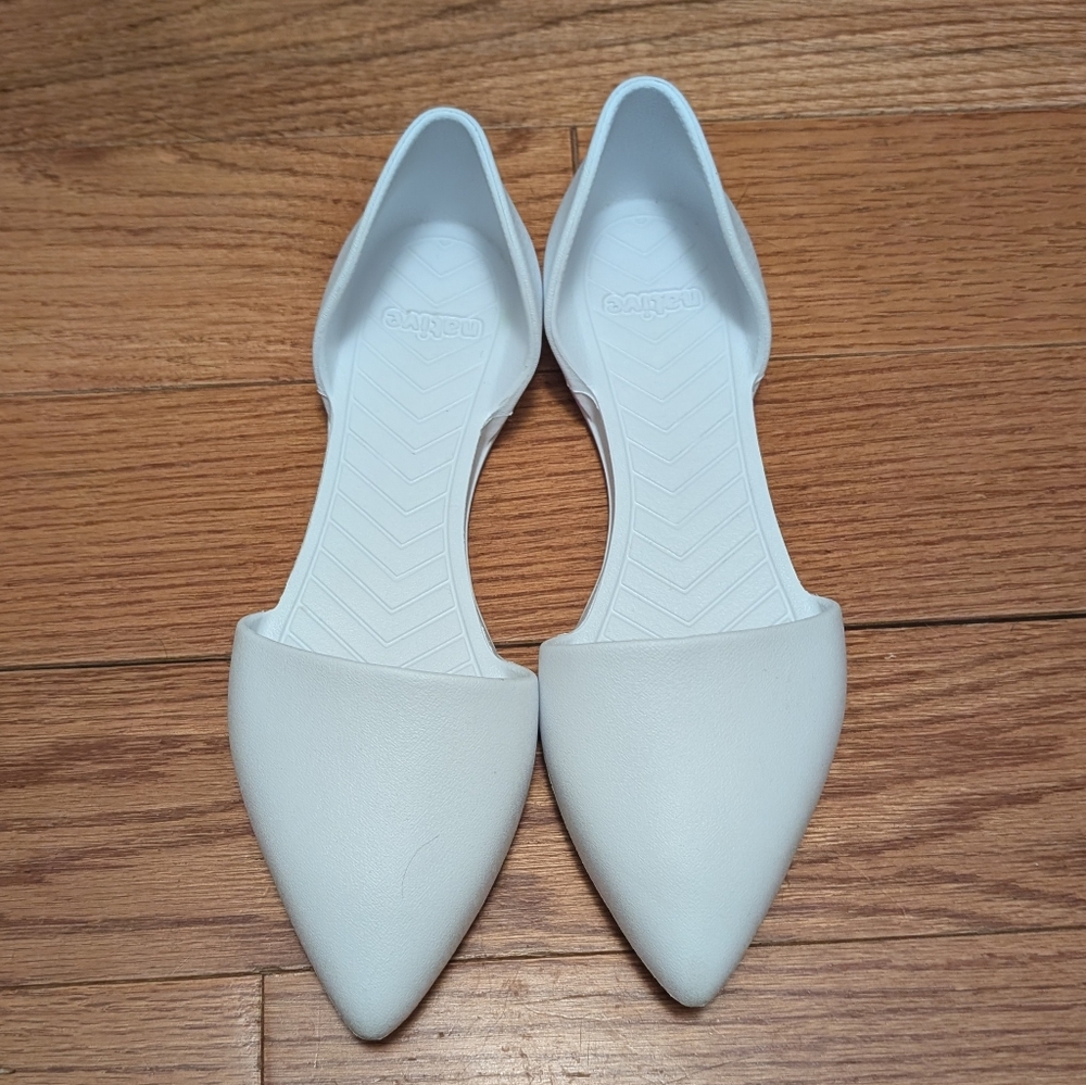 Native Flats In White